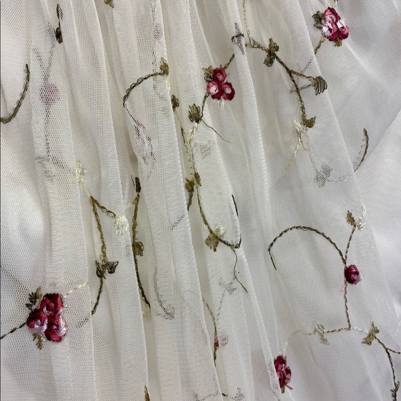 Cute skirt, Good condition, like new - Picture 3 of 4